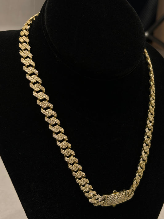 Bold 14K Gold Cuban Link Chain