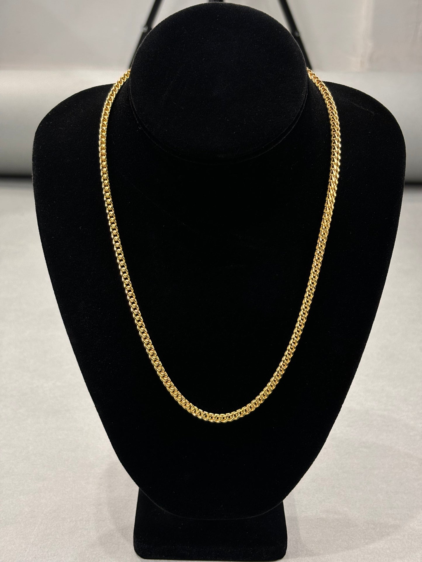 Elegant 14K Gold Box Chain Necklace