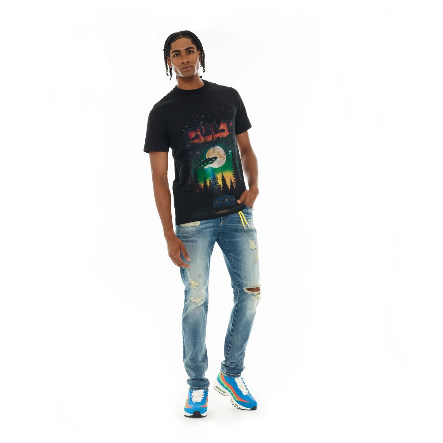 Cult's Short Sleeve Crew Neck Tee "Aliens" in Black 626A1-K23A