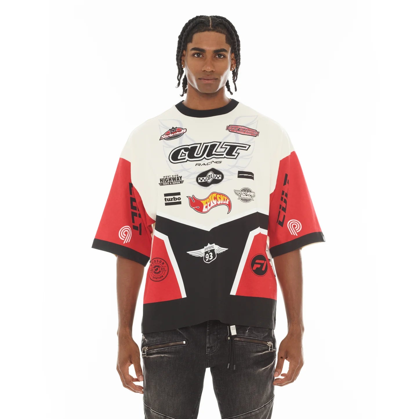 Cult's Oversized Short Sleeve Crew Neck Tee "Racer" in Winter White 626A4-K41A