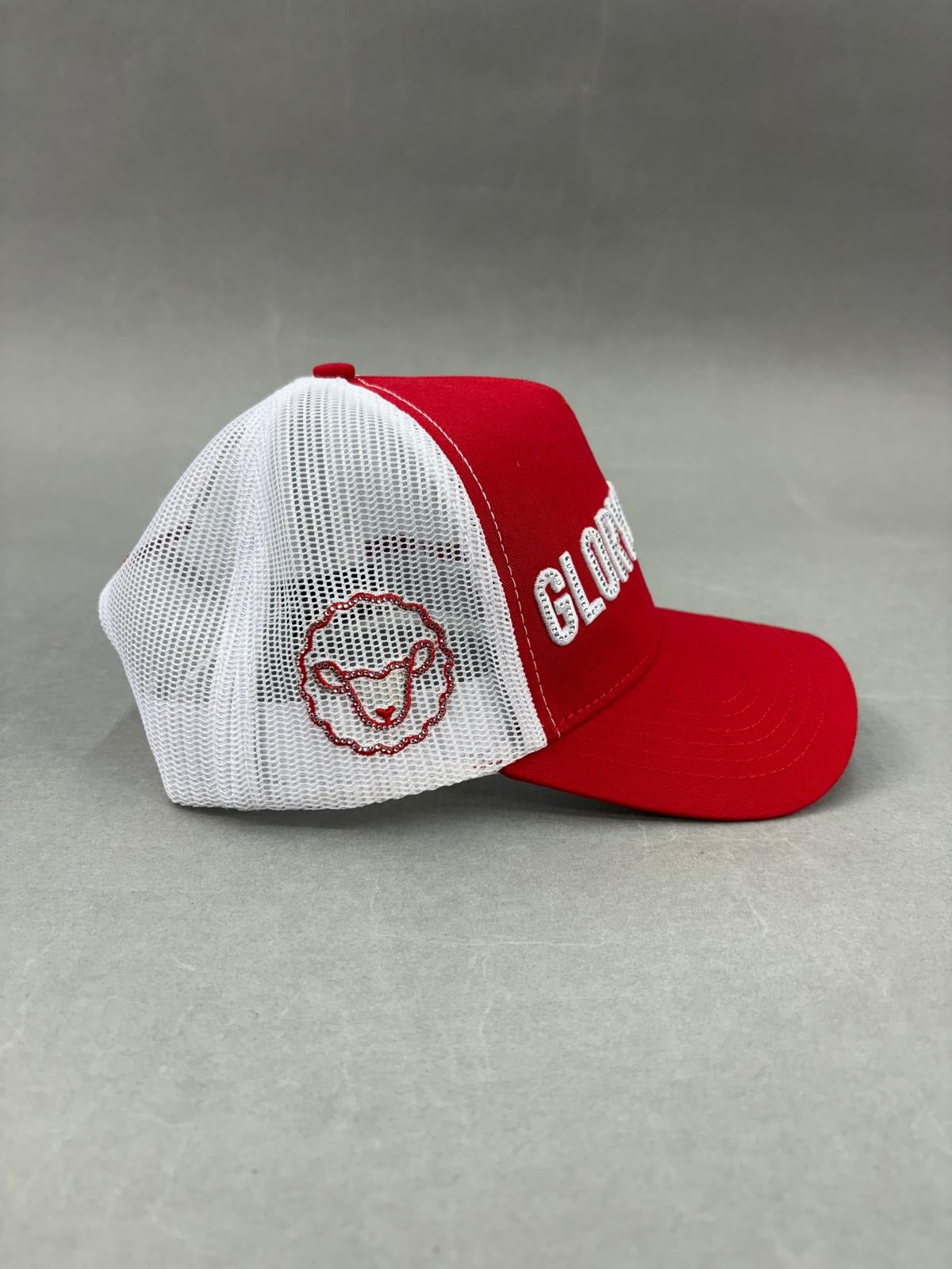 GLORY OF GOD HAT ROJA Y BLANCA