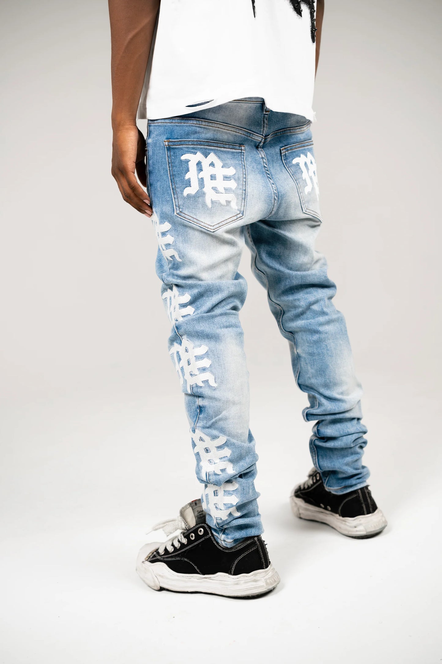 MIXED EMOTION / Denim Monogram Blue Wash