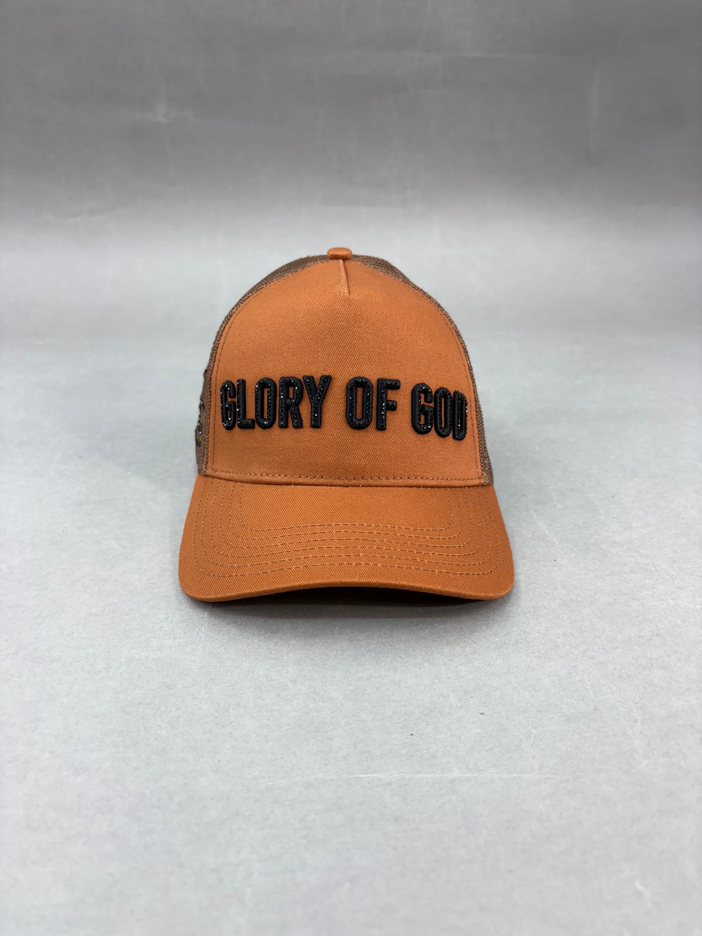 Glory of God cap Ladrillo and black