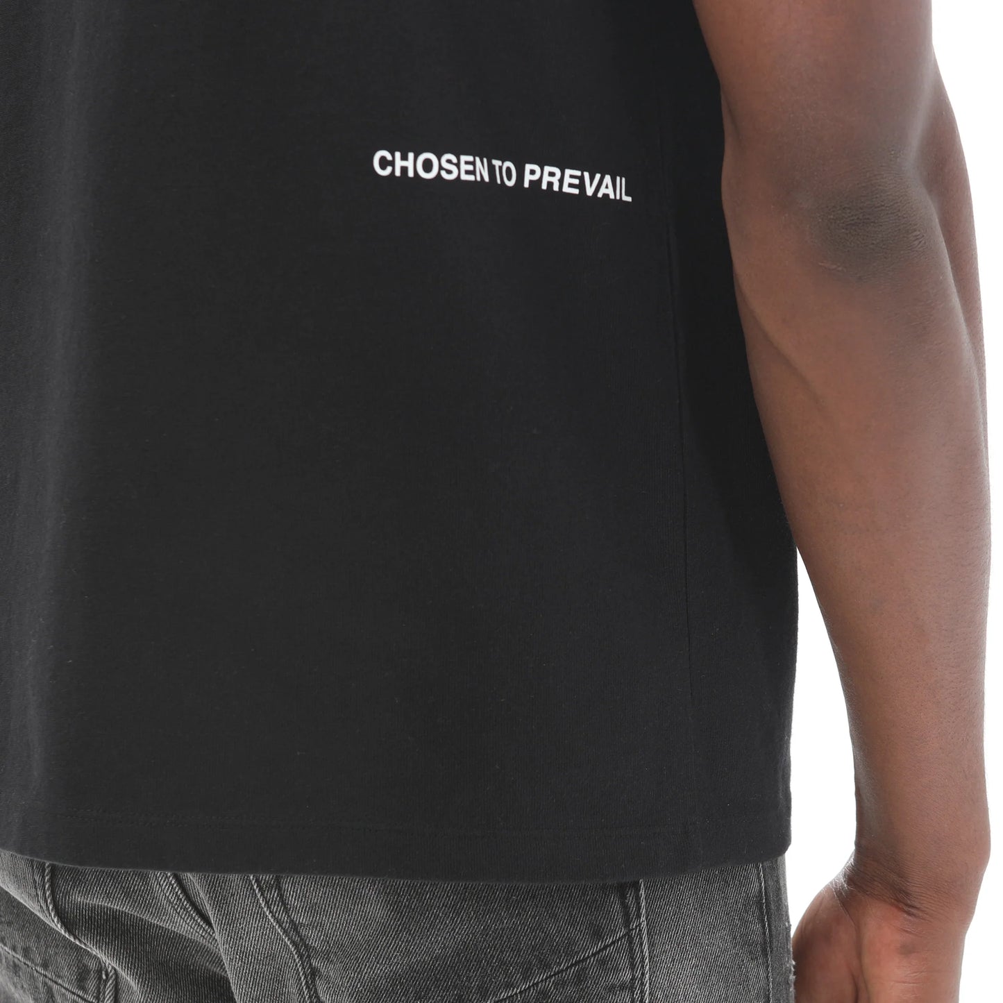 NOVELTY TEE "CRYSTALS TRIANGLE" IN BLACK 323A1-TT32A