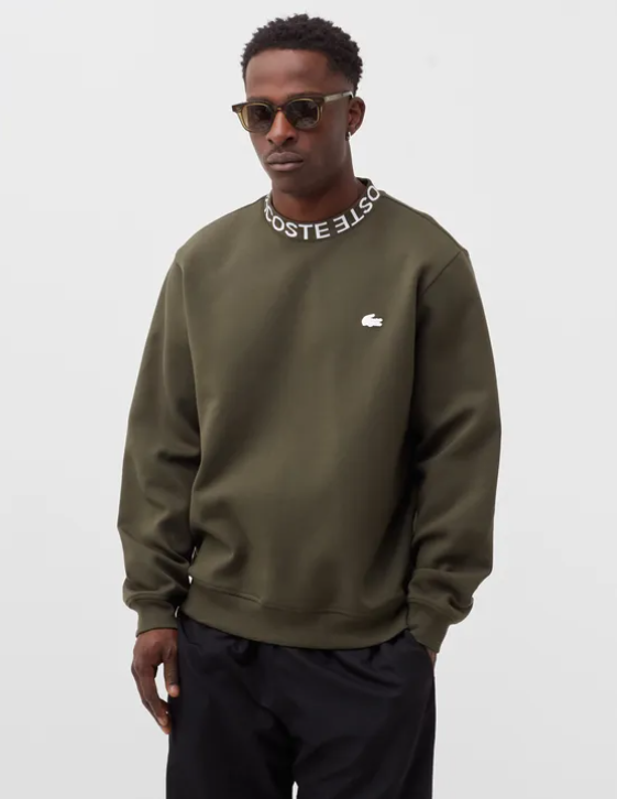 SUDADERA VERDE OLIVA CUELLO REDONDO LETRAS
