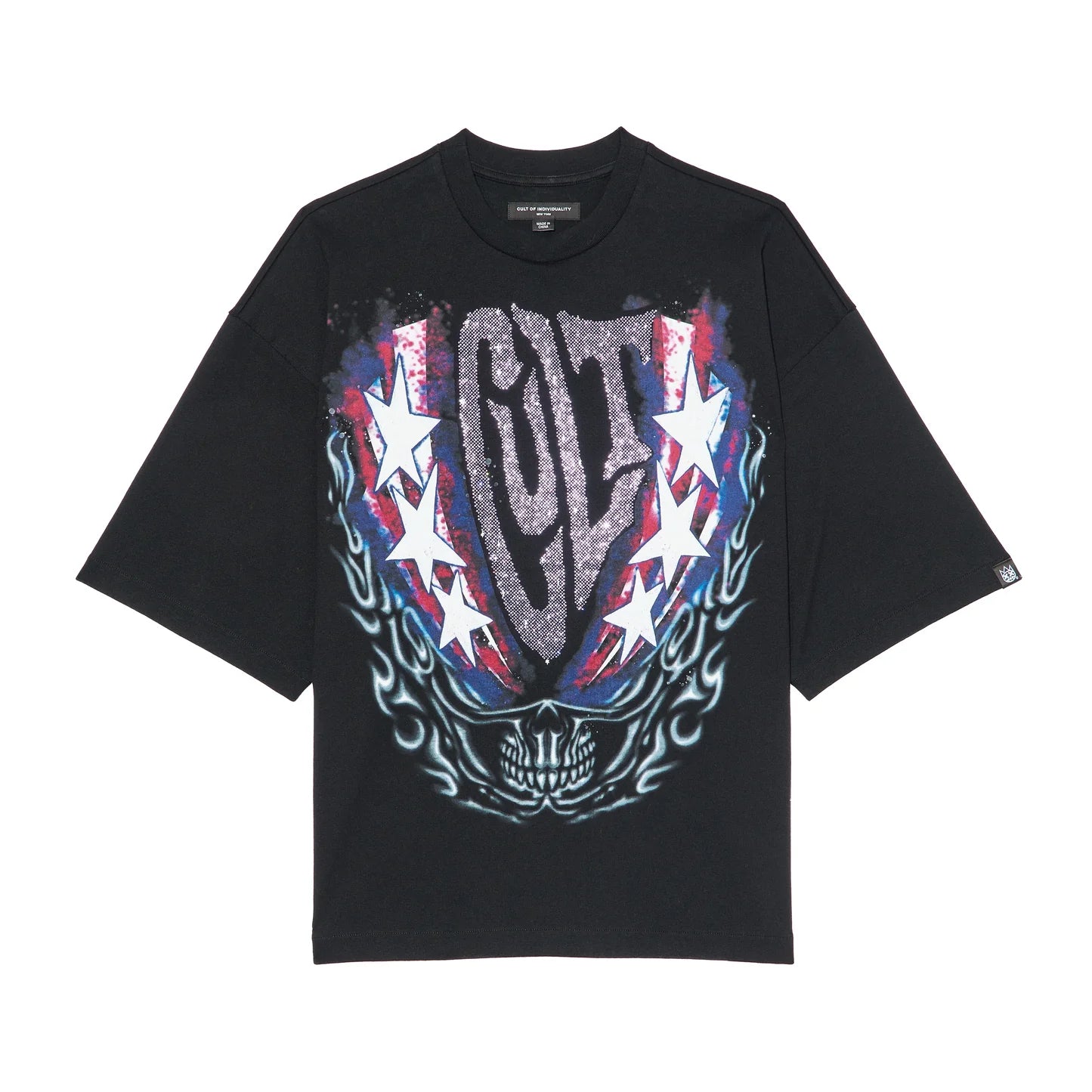 Cult's Oversized Short Sleeve Crew Neck Tee "Living The Dream" in Black  626A4-K37A