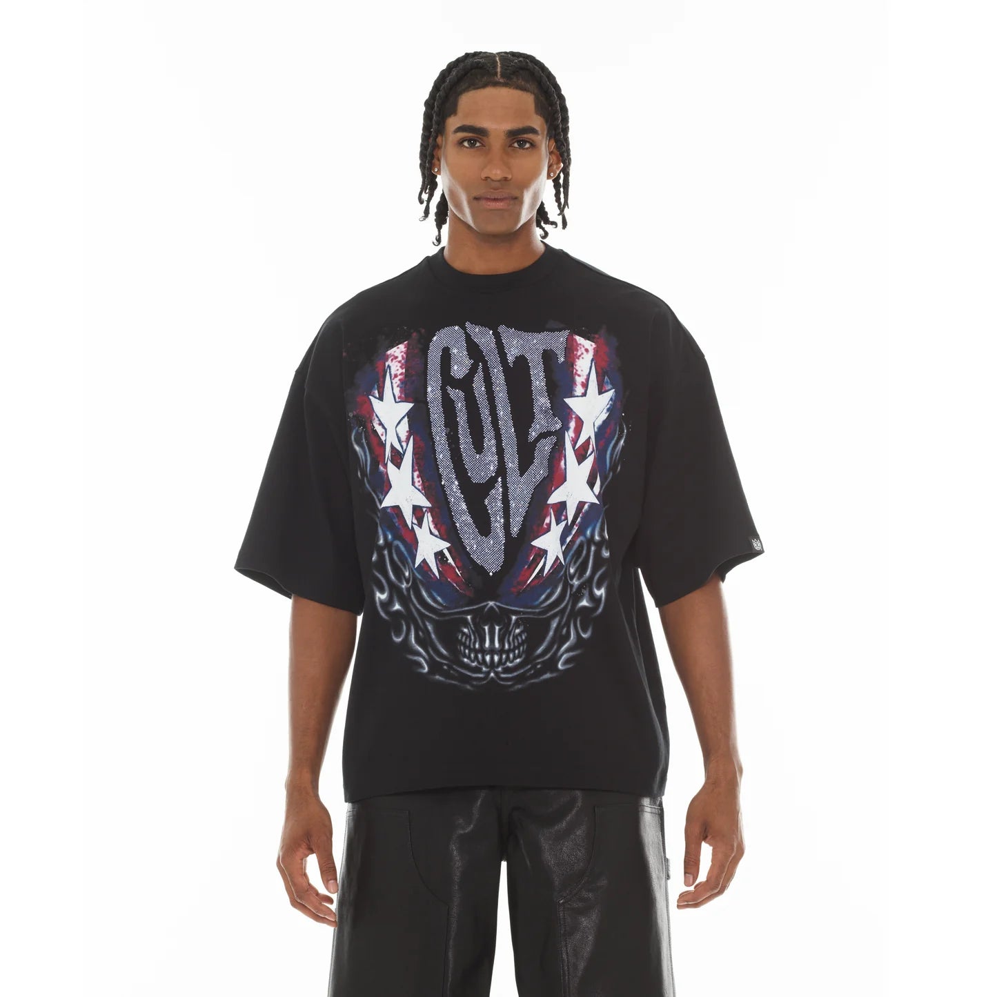 Cult's Oversized Short Sleeve Crew Neck Tee "Living The Dream" in Black  626A4-K37A