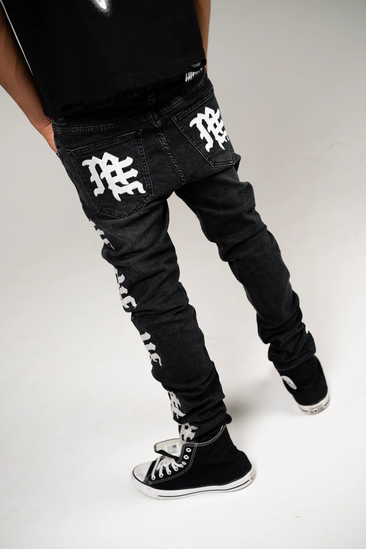 MIXED EMITION / Monogram Denim Black Wash