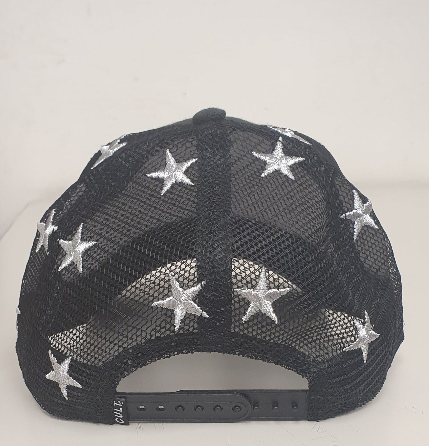 MESH BACK TRUCKER CURVED VISOR XX W/STAR BLACK CROWN, BLACK