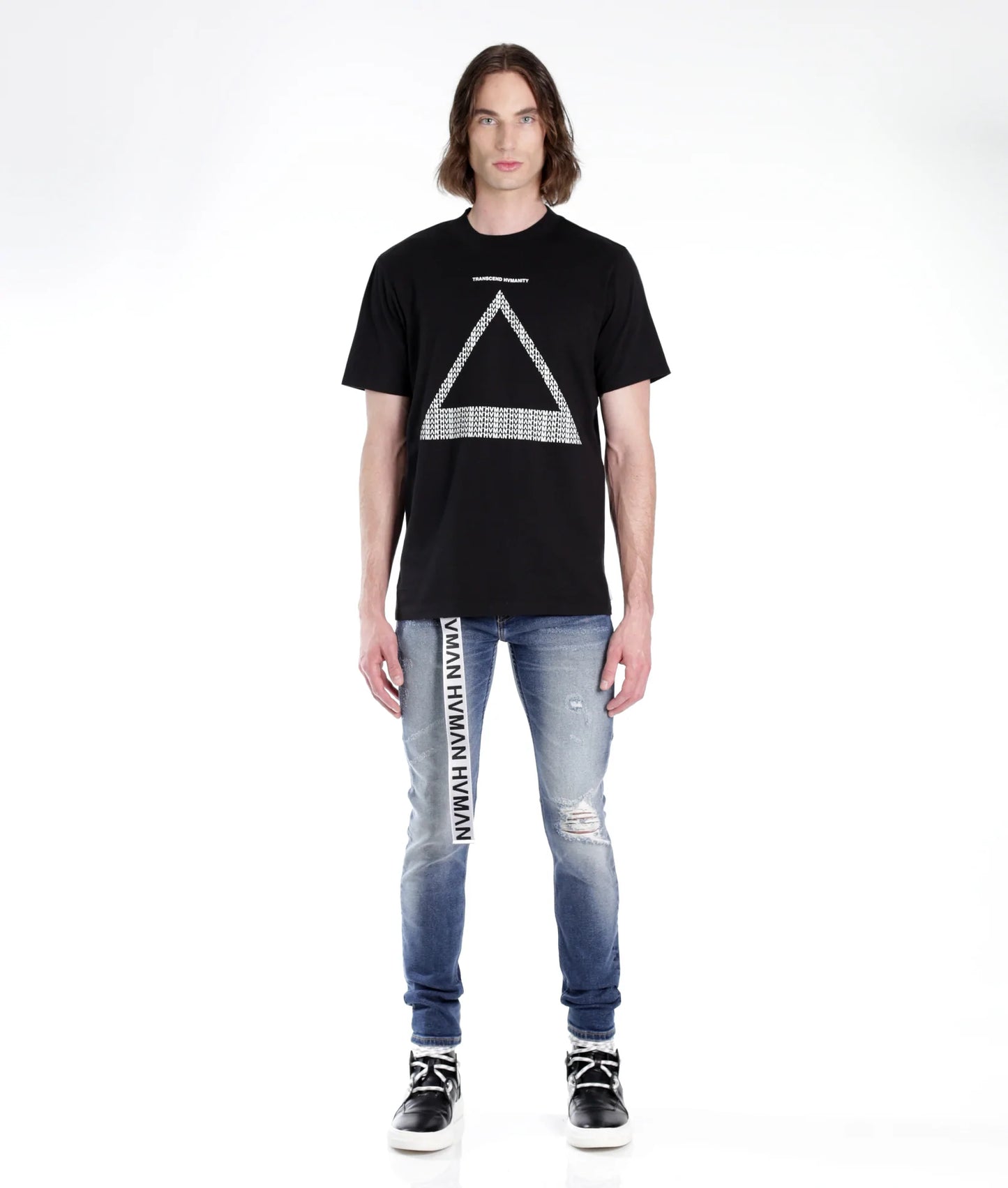 NOVEDAD CAMISETA TRIANGULO TRANSCEND HVMANITY EN NEGRO