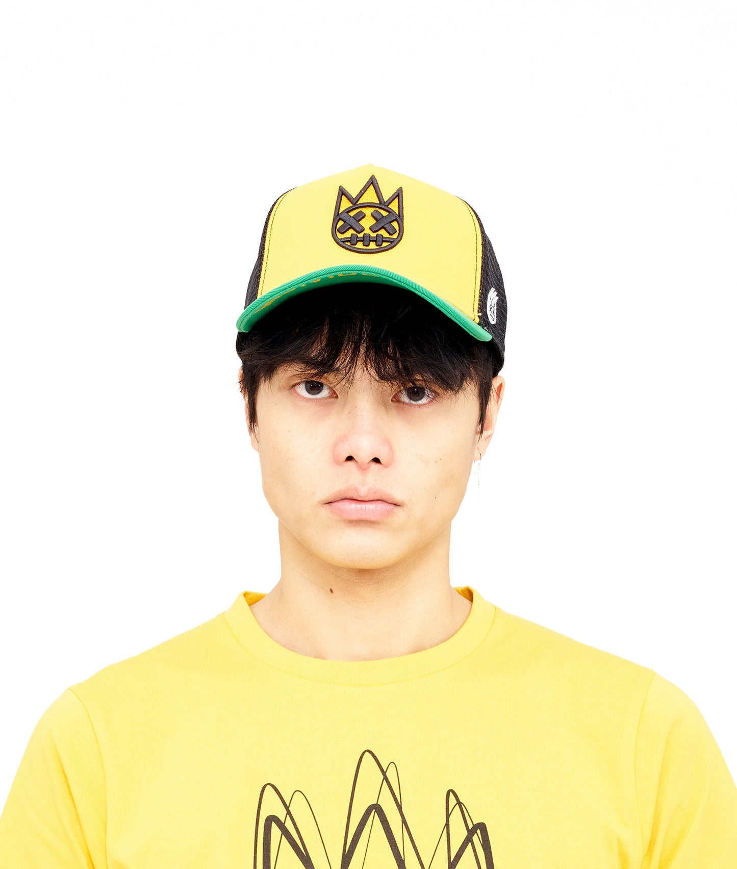 MESH BACK TRUCKER CURVED VISOR W/ GOLD CROWN, BLACK LOGO, BLACK MESH, KELLY GREEN VISOR