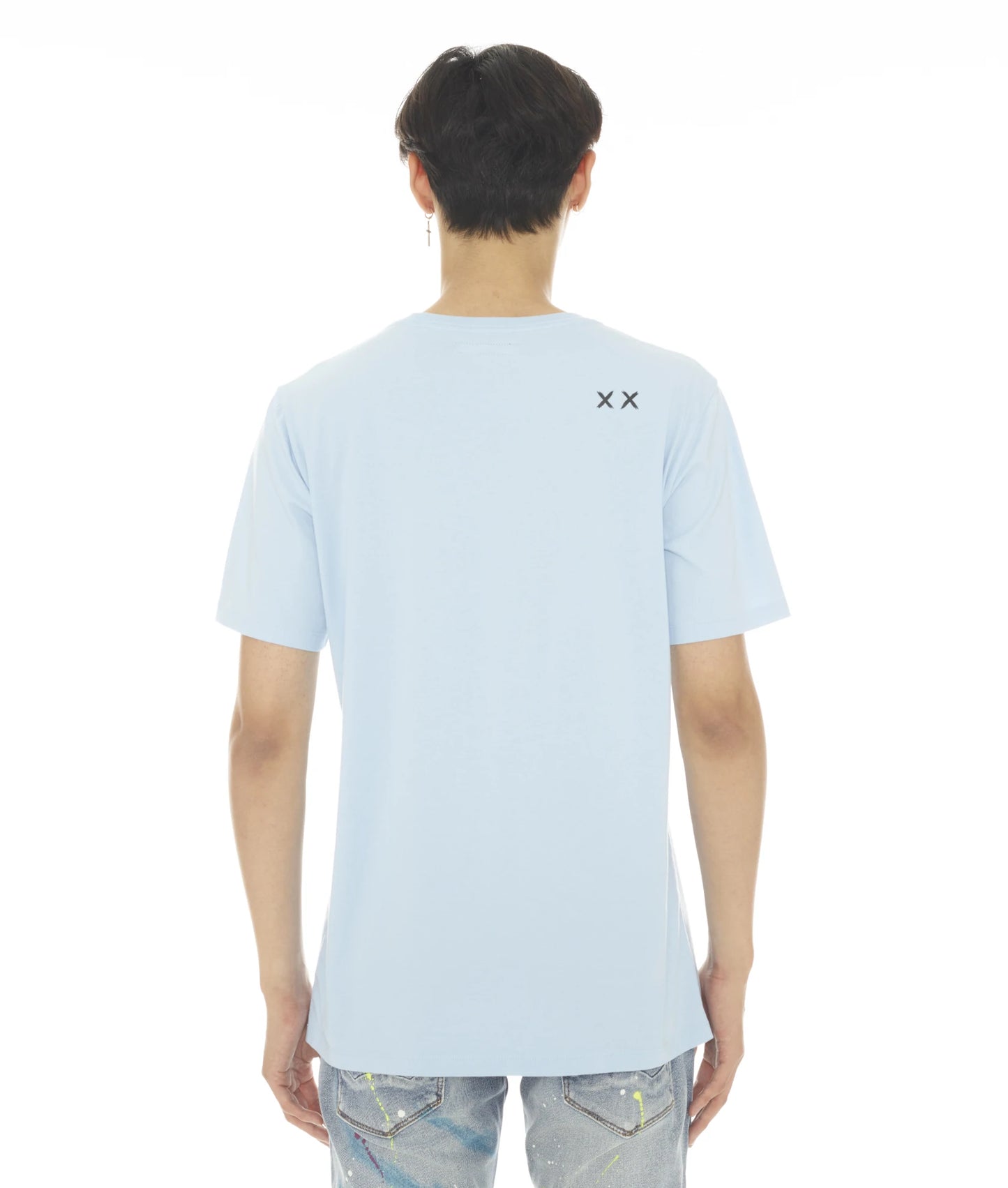 SHORT SLEEVE CREW NECK TEE "NO1 CARES" IN BABY BLUE