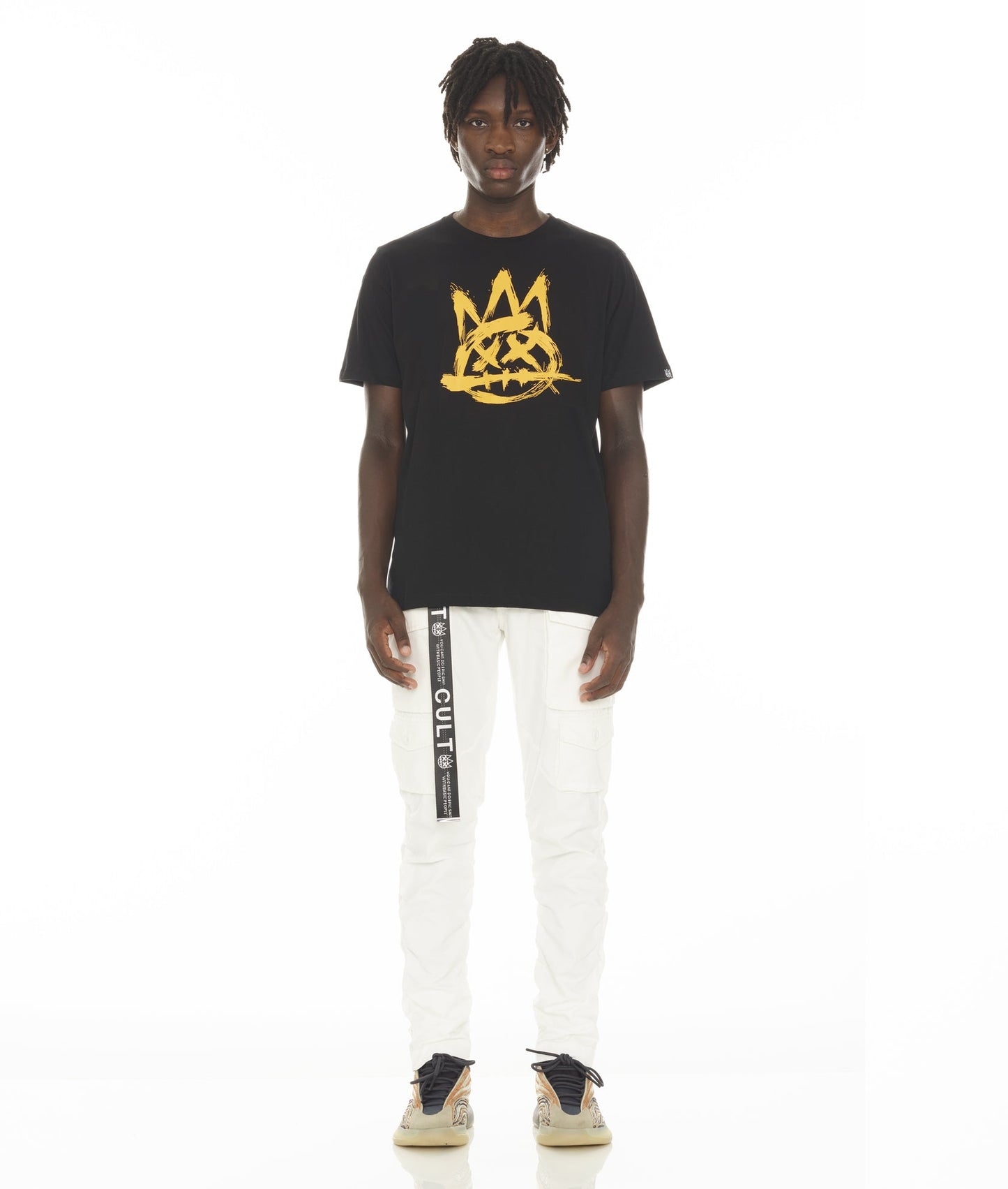 BRUSHED SHIMUCHAN LOGO SHORT SLEEVE CREW NECK TEE IN BLACK