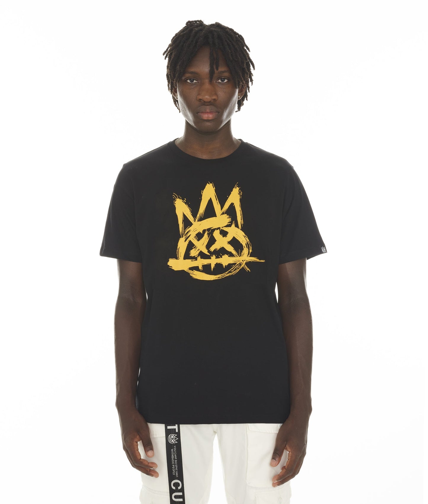 BRUSHED SHIMUCHAN LOGO SHORT SLEEVE CREW NECK TEE IN BLACK